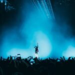 Makna Lagu Watch Billie Eilish Tafsir Emosi, Relasi, dan Kejujuran Diri