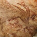 Lukisan Tertua di Indonesia Jejak Seni Prasejarah yang Mengungkap Rahasia Manusia Purba