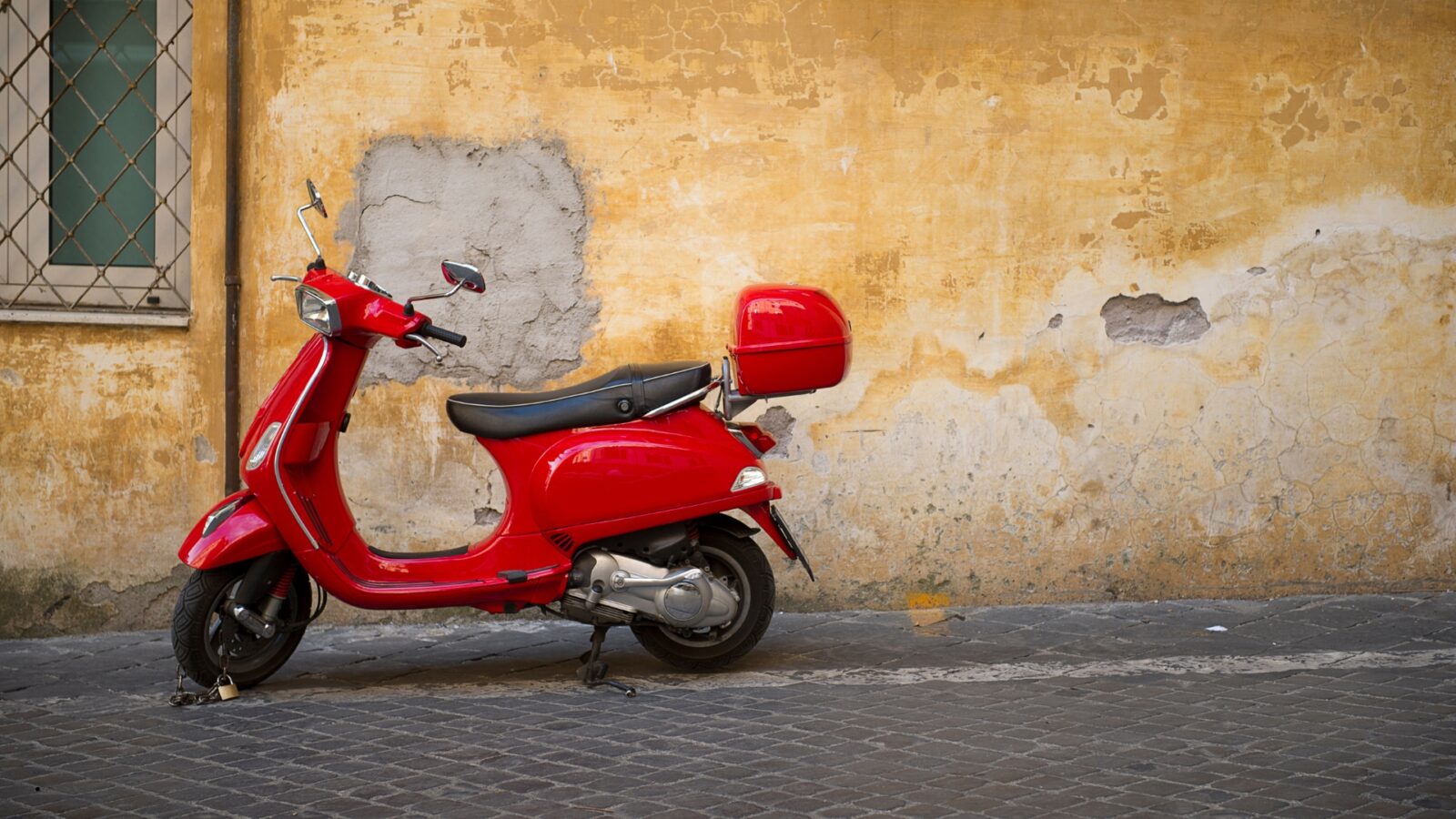 Harga Vespa Matic 2025: Update Terbaru, Tipe, dan Tips Membeli