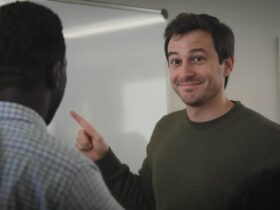 Kalimat Pasif Adalah Pengertian Ciri Ciri Contoh dan Cara Membuatnya