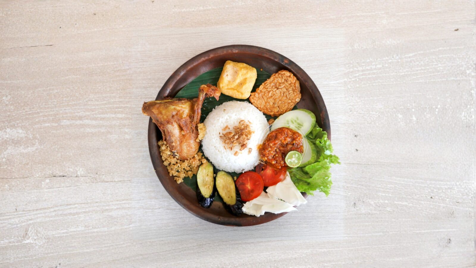 Pecel Ayam Enak Resep Asal Usul dan Tips Membuat Sambal Lezat