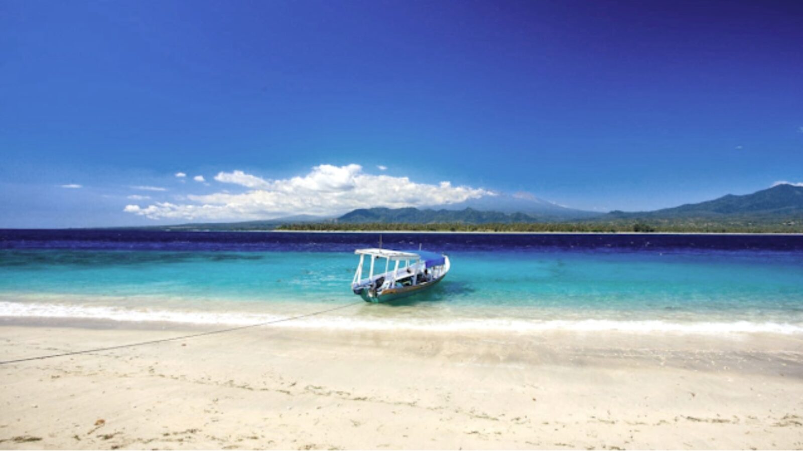 Pantai Sire Keindahan Pantai Eksotis di Lombok Utara yang Masih Alami