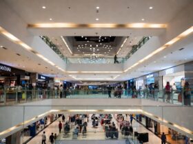 PT Ramayana Lestari Sentosa Tbk: Profil dan Kinerja Bisnis Retail